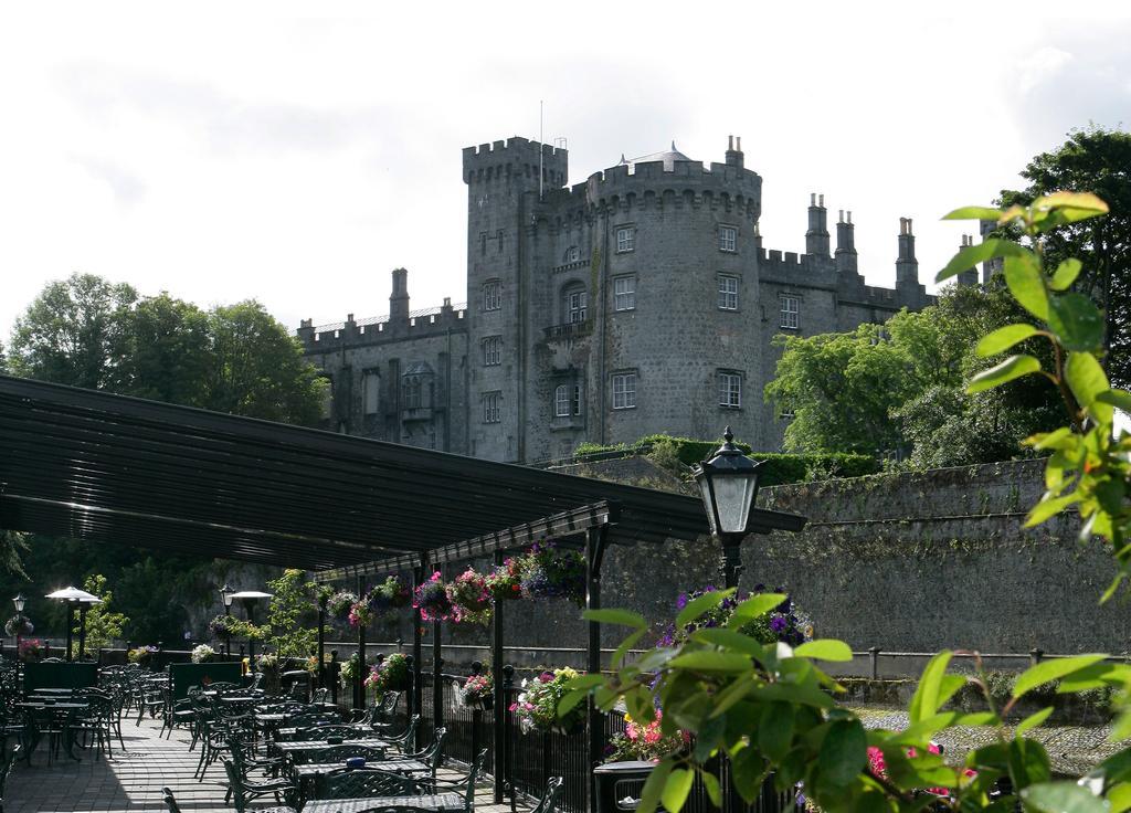 Kilkenny River Court Hotel Exterior foto
